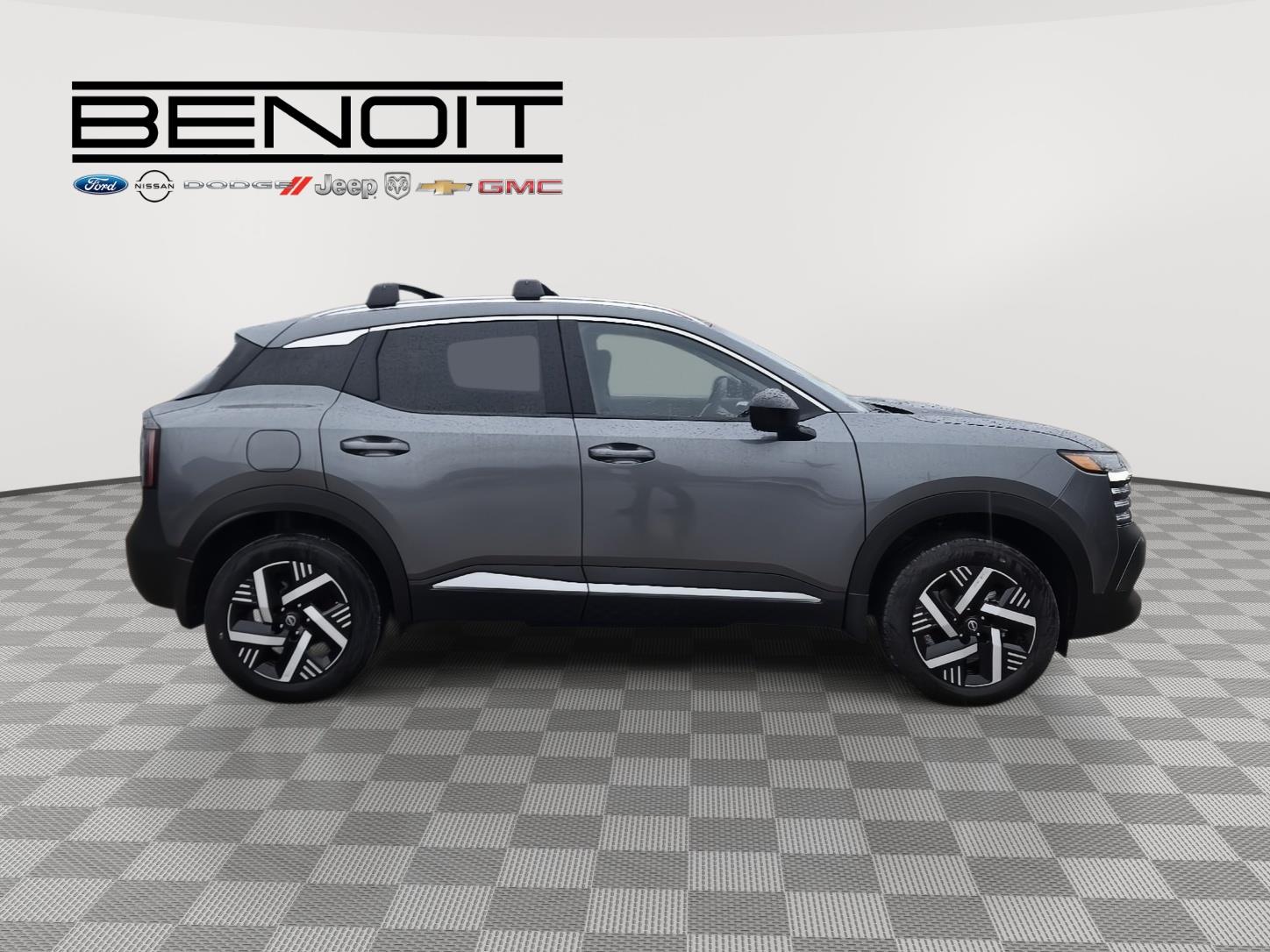 2026 Nissan Kicks SV photo 4