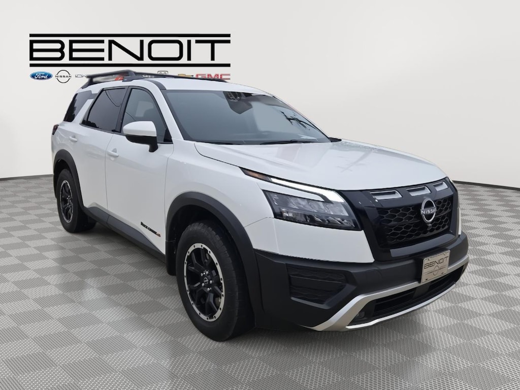 Used 2025 Nissan Pathfinder Rock Creek SUV