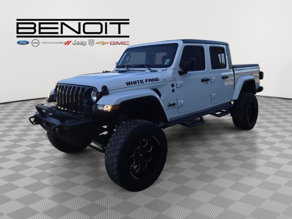 Used 2023 Jeep Gladiator Willys Sport Truck