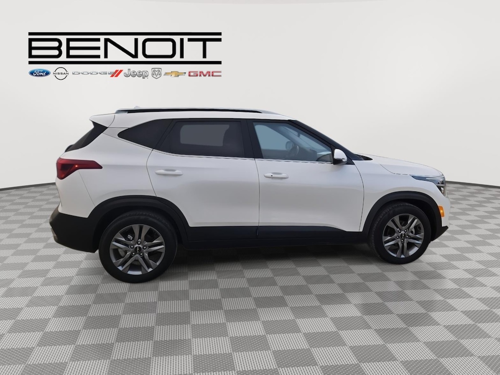 Used 2023 Kia Seltos S SUV