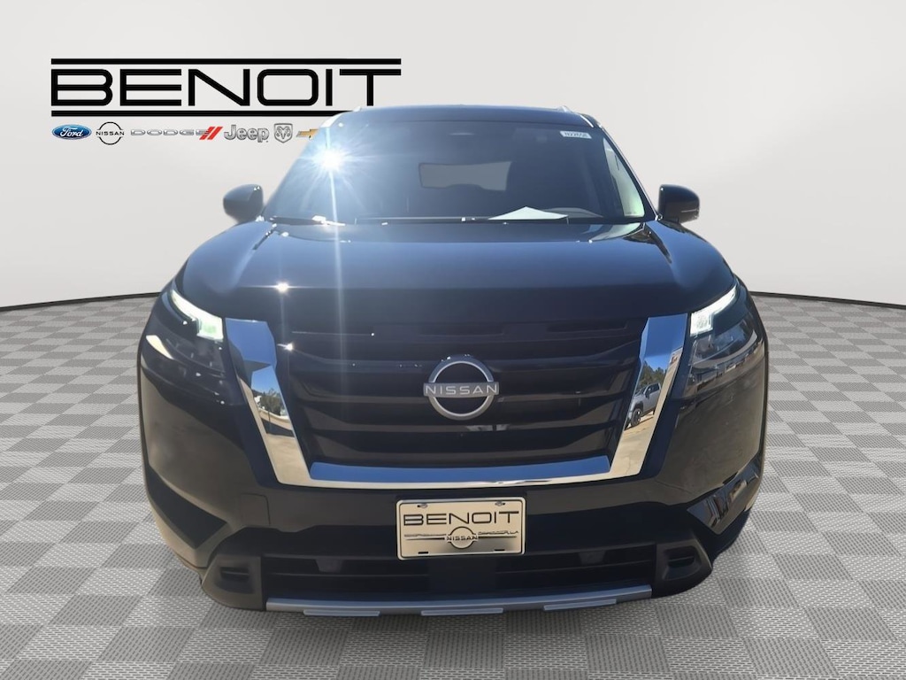 New 2025 Nissan Pathfinder SL SUV