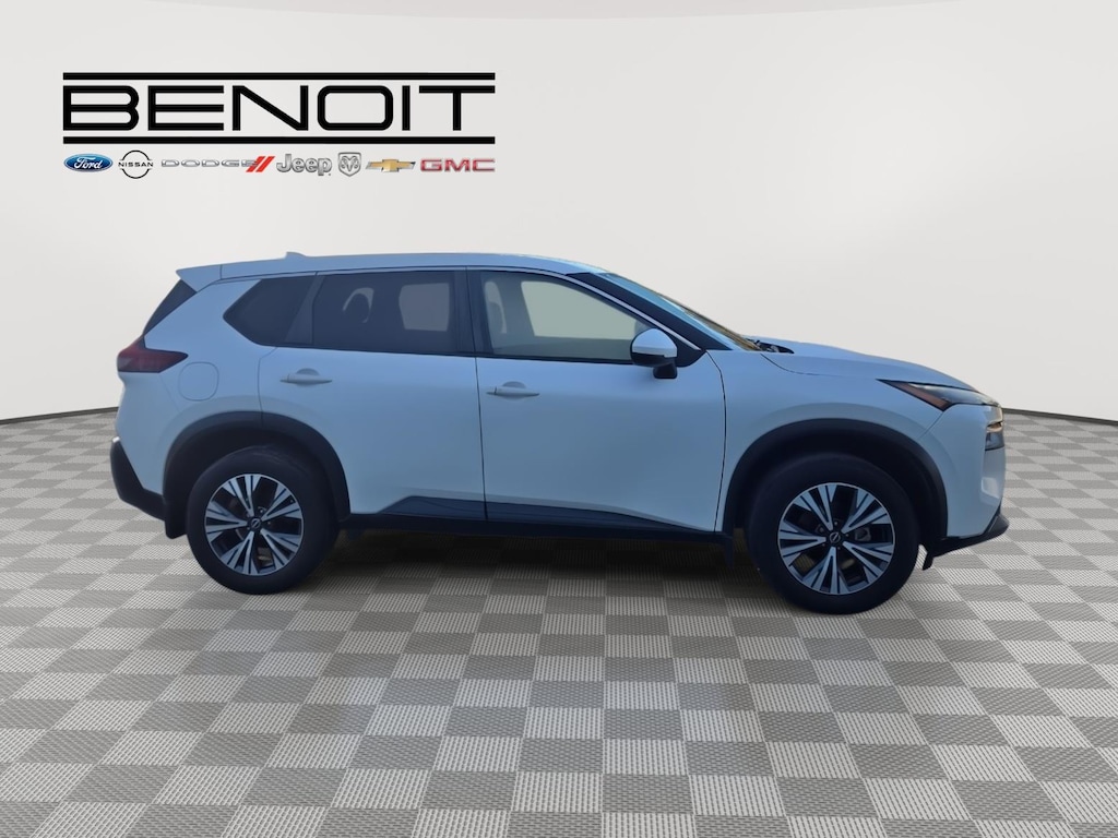 Used 2022 Nissan Rogue SV SUV