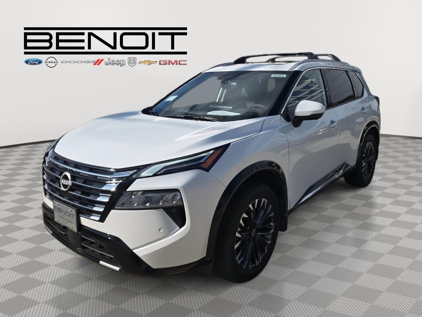 2026 Nissan Rogue Platinum's photo