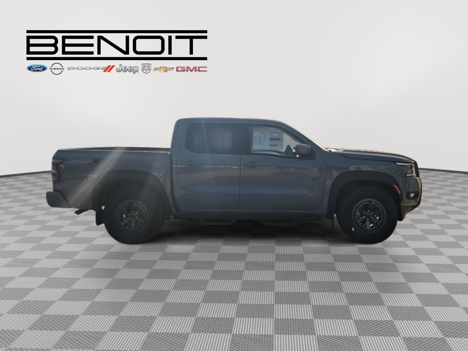 2026 Nissan Frontier Crew Cab PRO-X photo 4