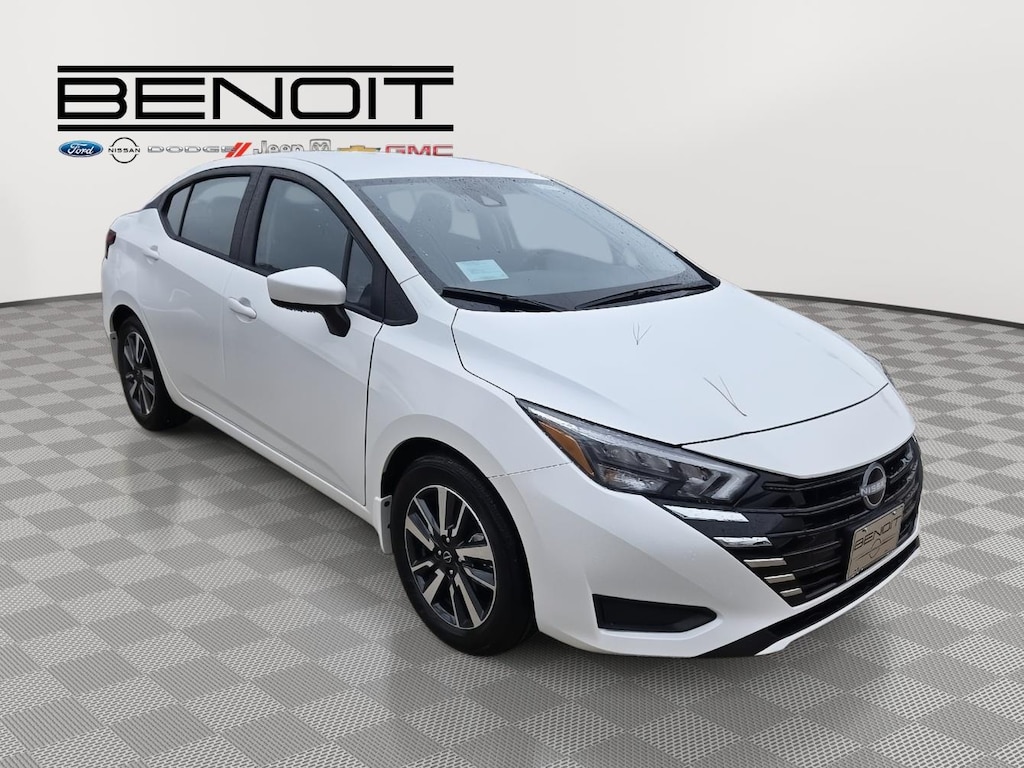 New 2025 Nissan Versa SV Sedan
