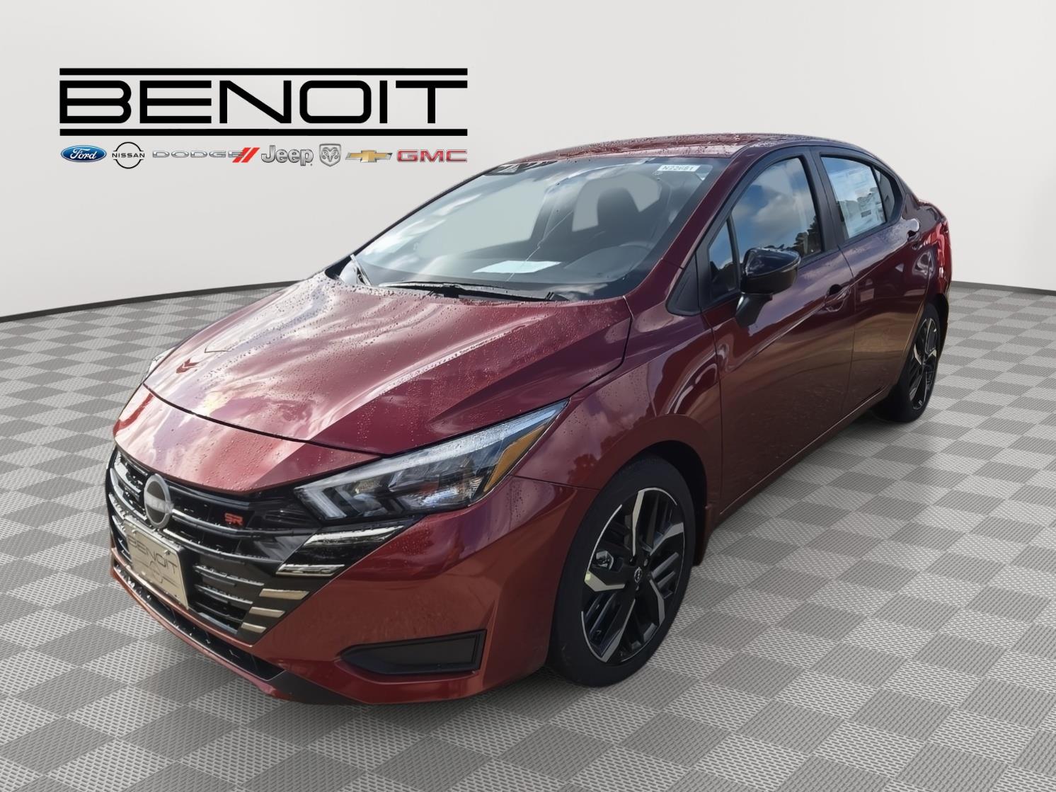 2025 Nissan Versa Sedan SR's photo