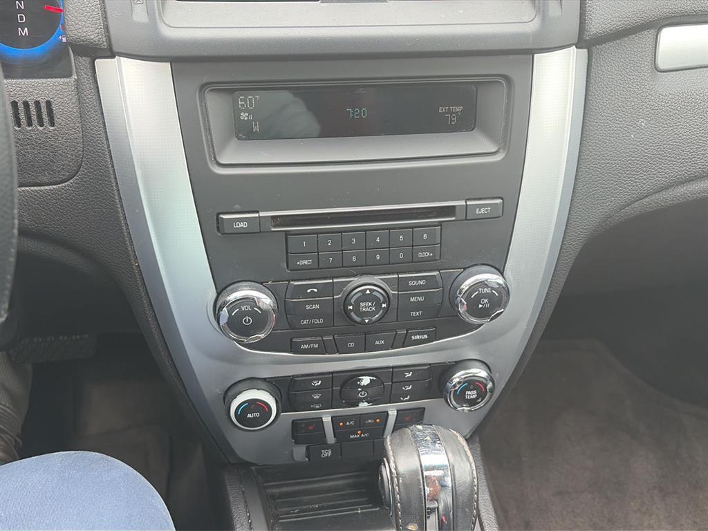 2012 Ford Fusion I-4 SEL's photo