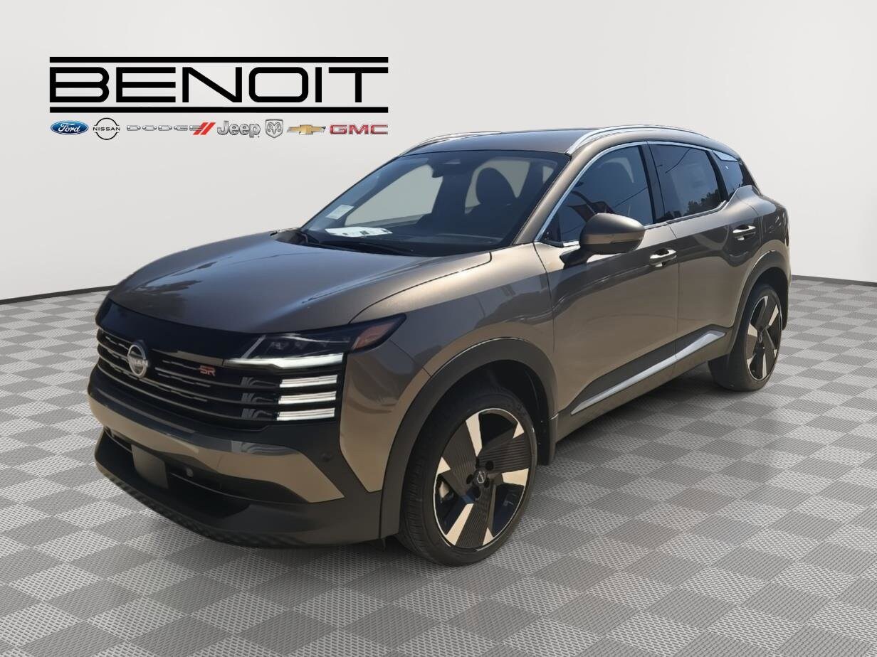 2025 Nissan Kicks SR photo 3