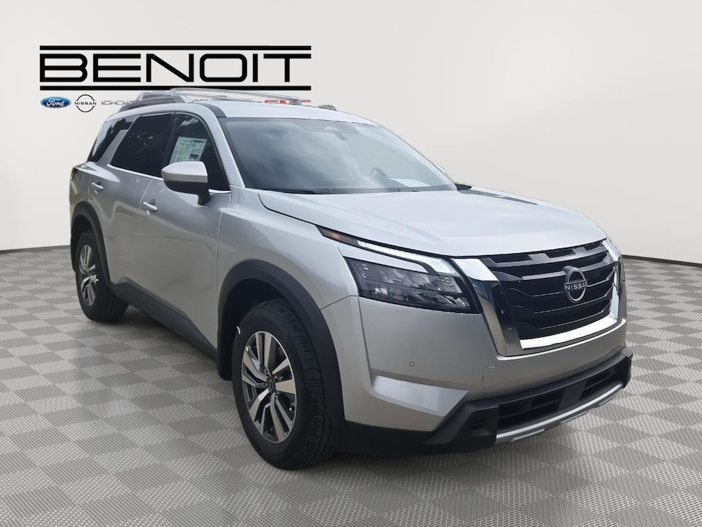 New 2025 Nissan Pathfinder SL SUV