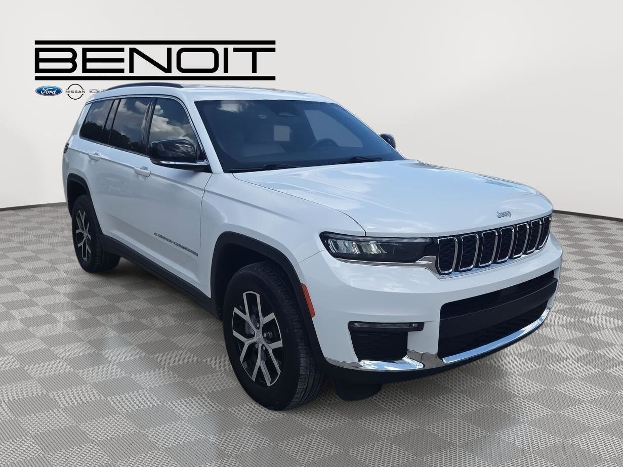 2024 Jeep Grand Cherokee Limited photo 2