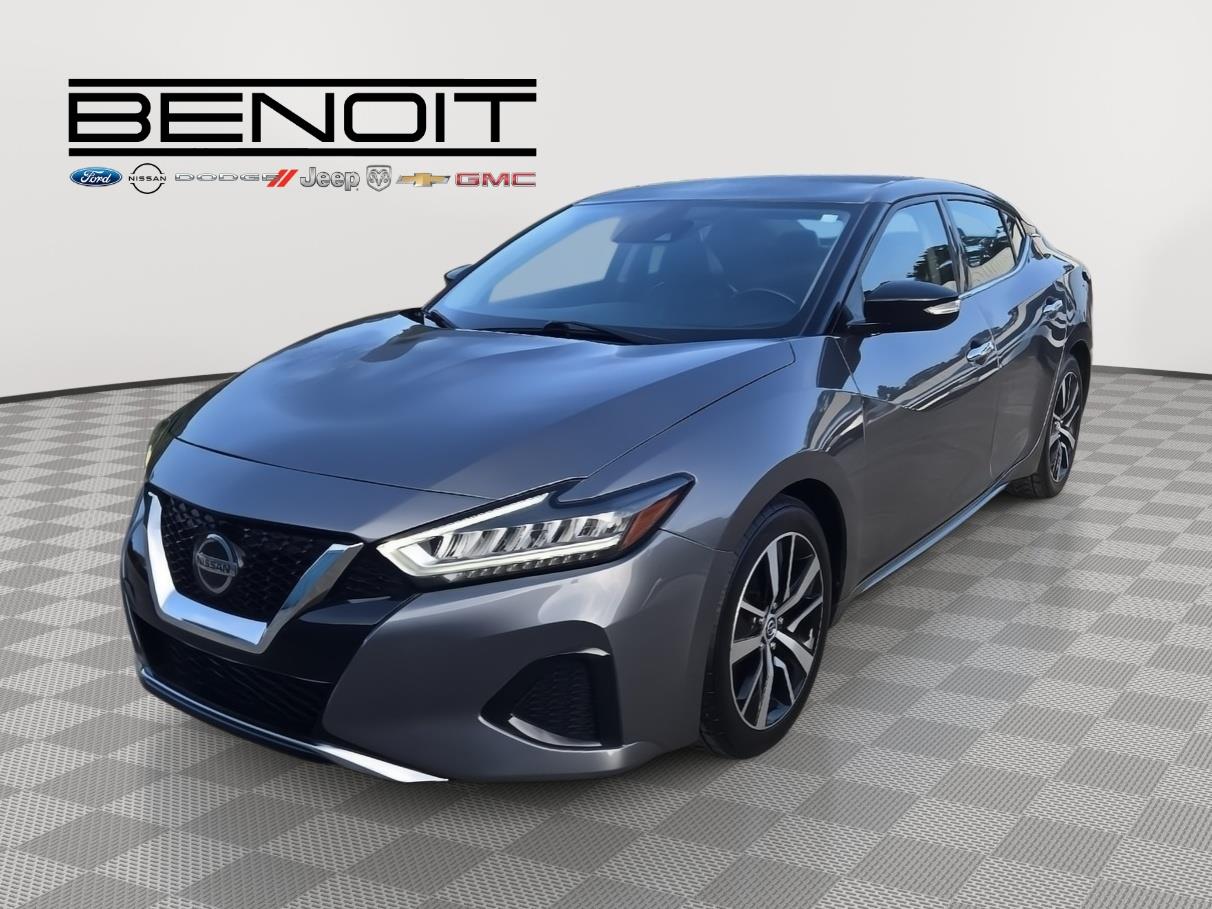 2022 Nissan Maxima SV's photo