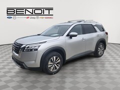 2025 Nissan Pathfinder SL SUV