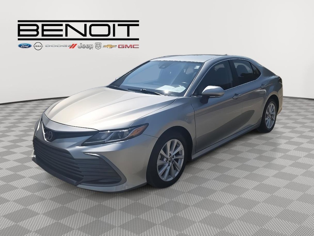 Used 2024 Toyota Camry LE LE Auto AWD