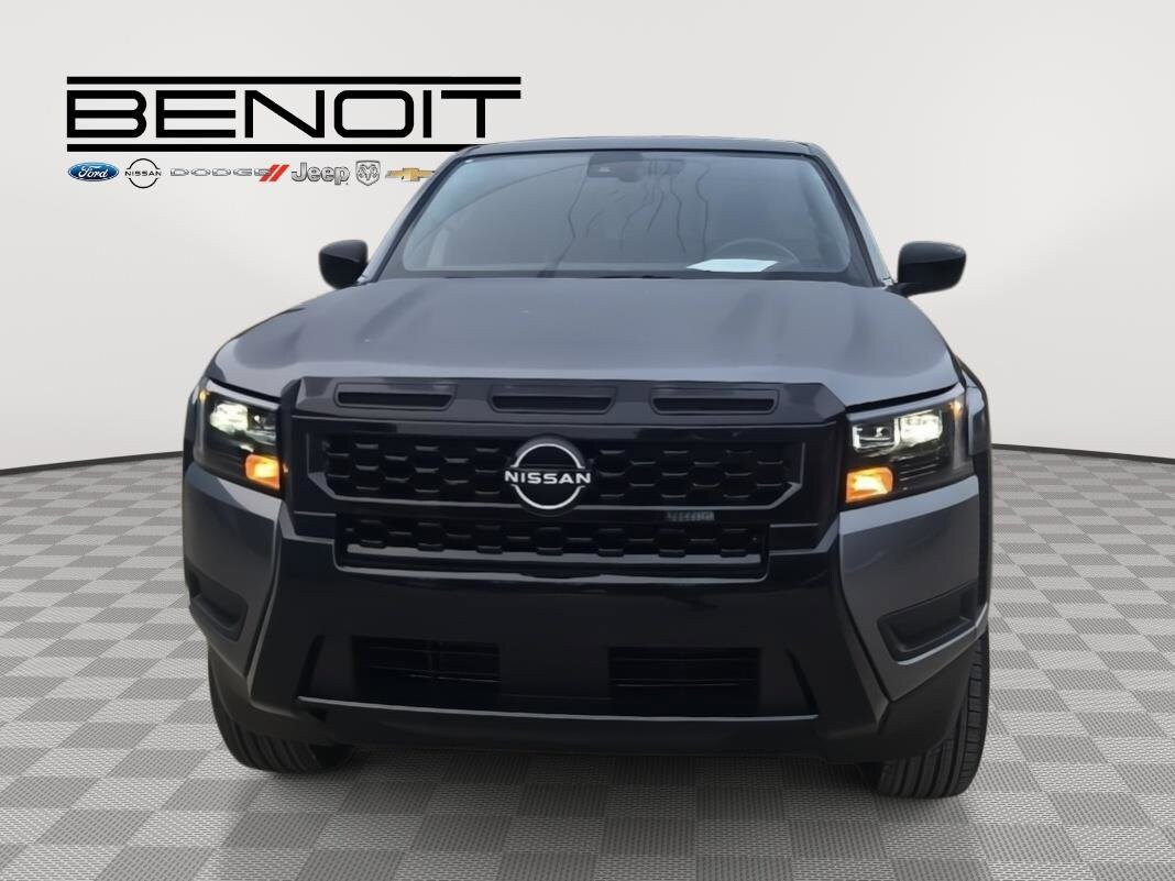 2026 Nissan Frontier SV photo 2