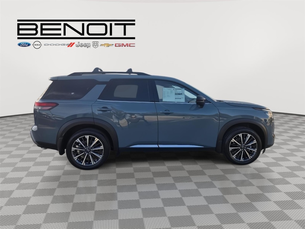 New 2026 Nissan Pathfinder Platinum SUV