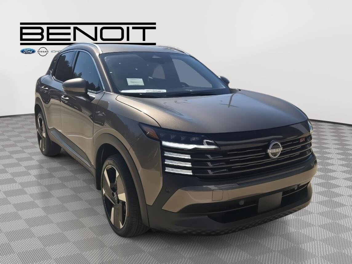 2025 Nissan Kicks SR photo 4