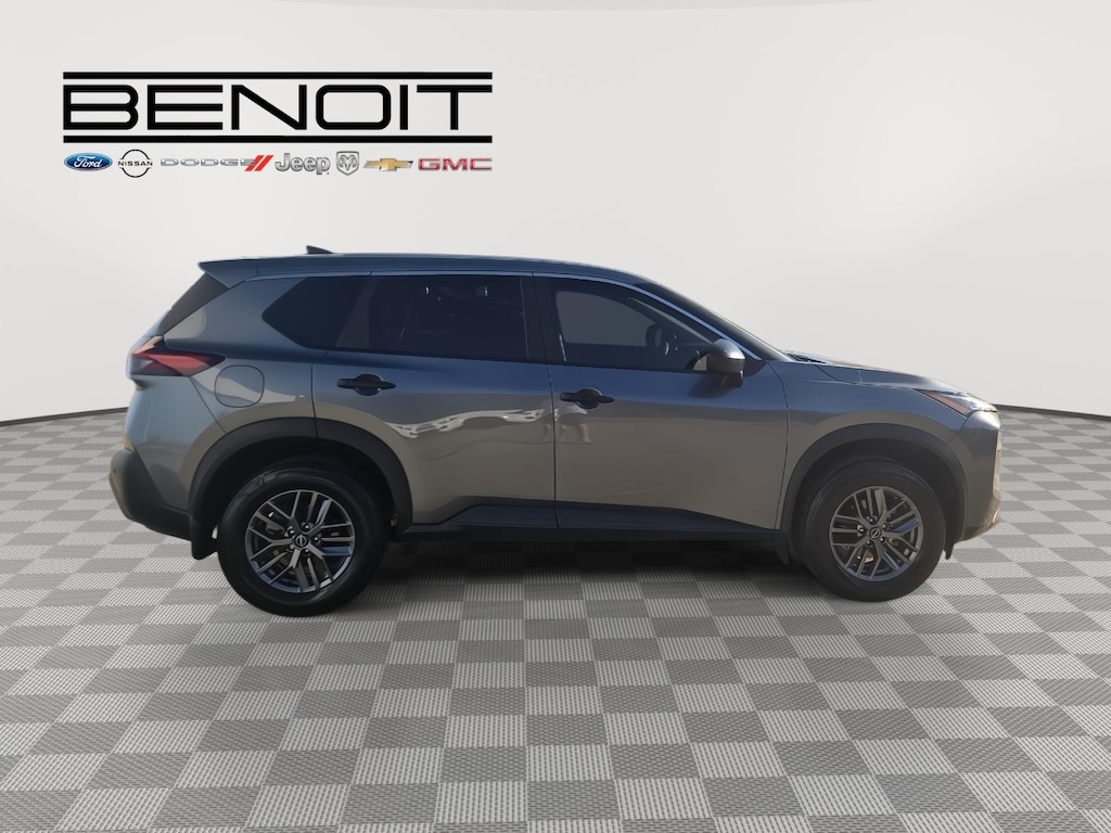 Used 2023 Nissan Rogue S SUV
