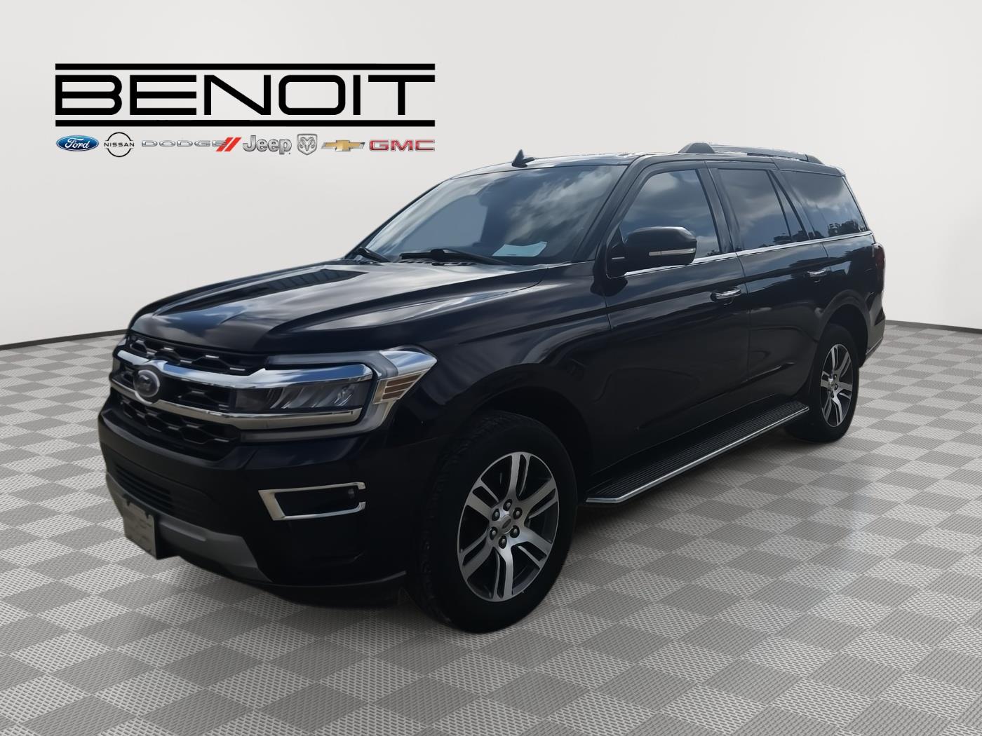 2023 Ford Expedition Limited's photo