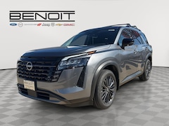 2026 Nissan Pathfinder SL SUV