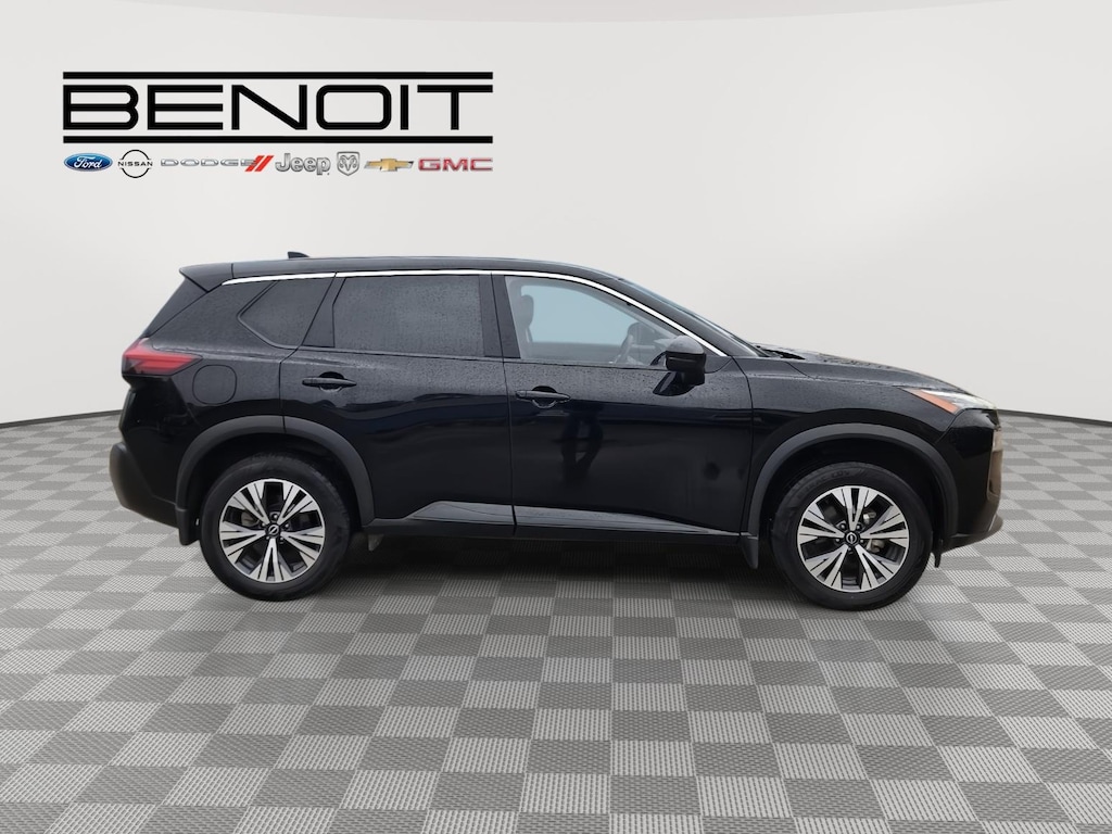 Used 2023 Nissan Rogue SV SUV