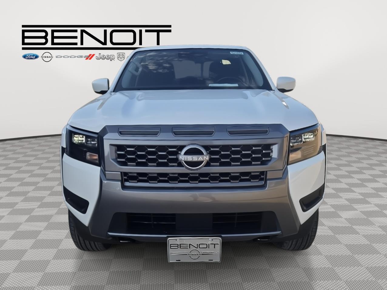2026 Nissan Frontier SV photo 2