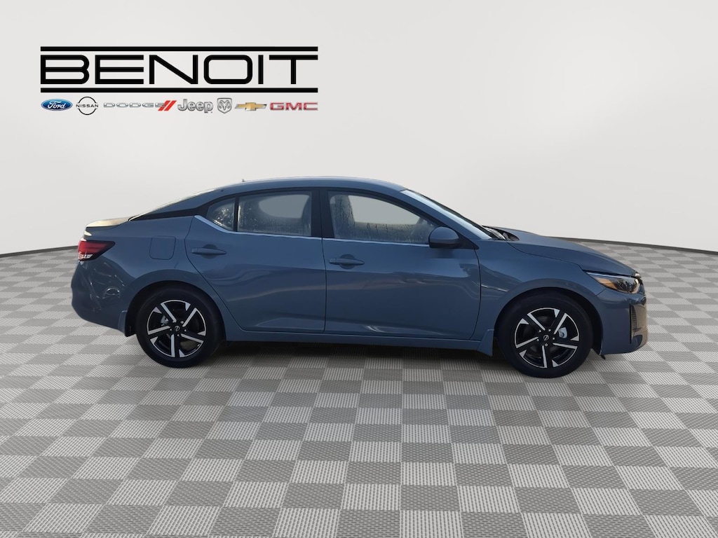 New 2025 Nissan Sentra SV Sedan