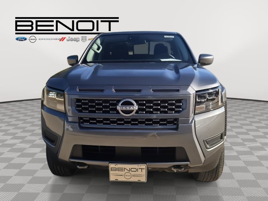 2026 Nissan Frontier SV photo 2