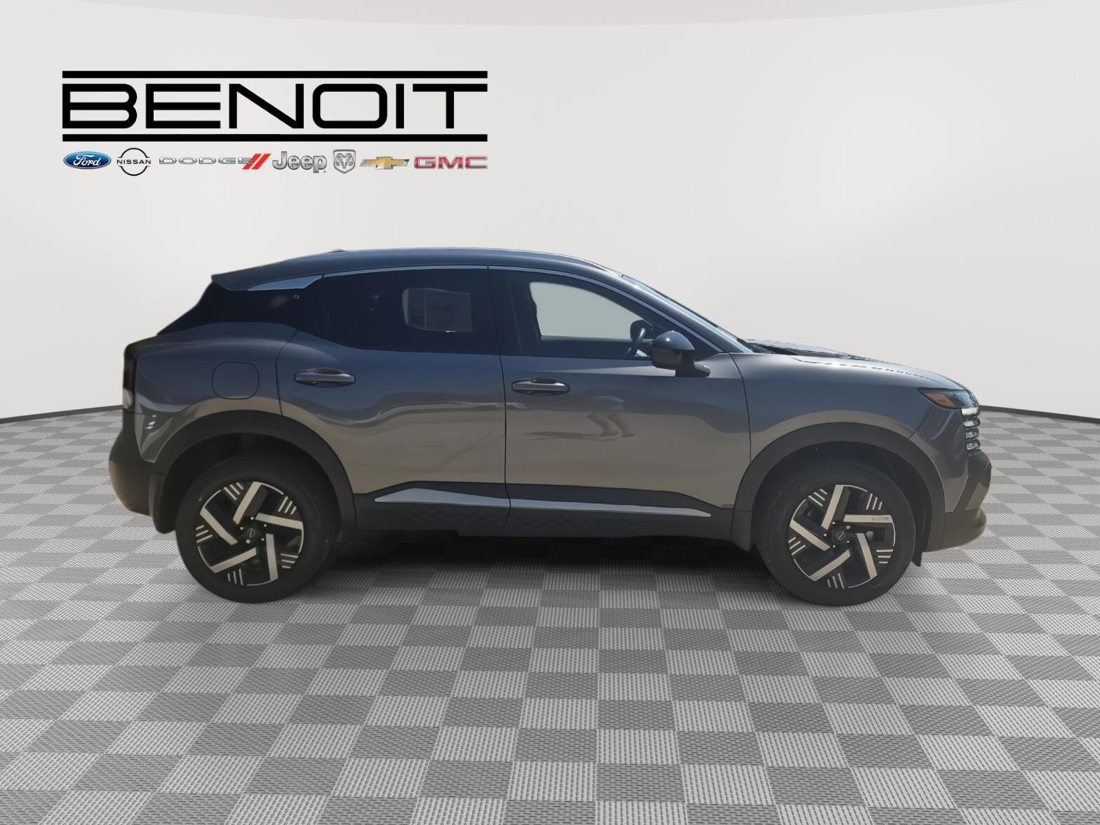 2026 Nissan Kicks SV photo 4