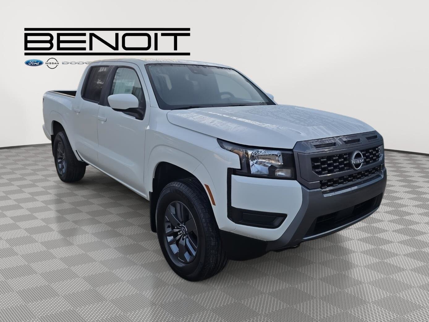 2025 Nissan Frontier Crew Cab SV photo 3