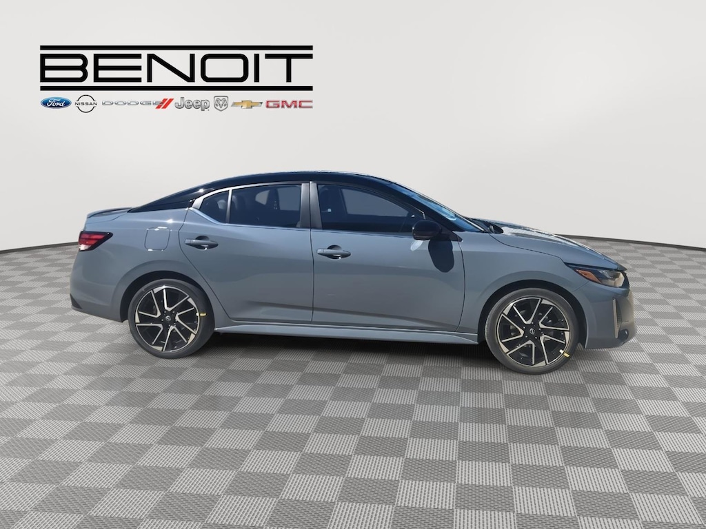 New 2025 Nissan Sentra SR Sedan