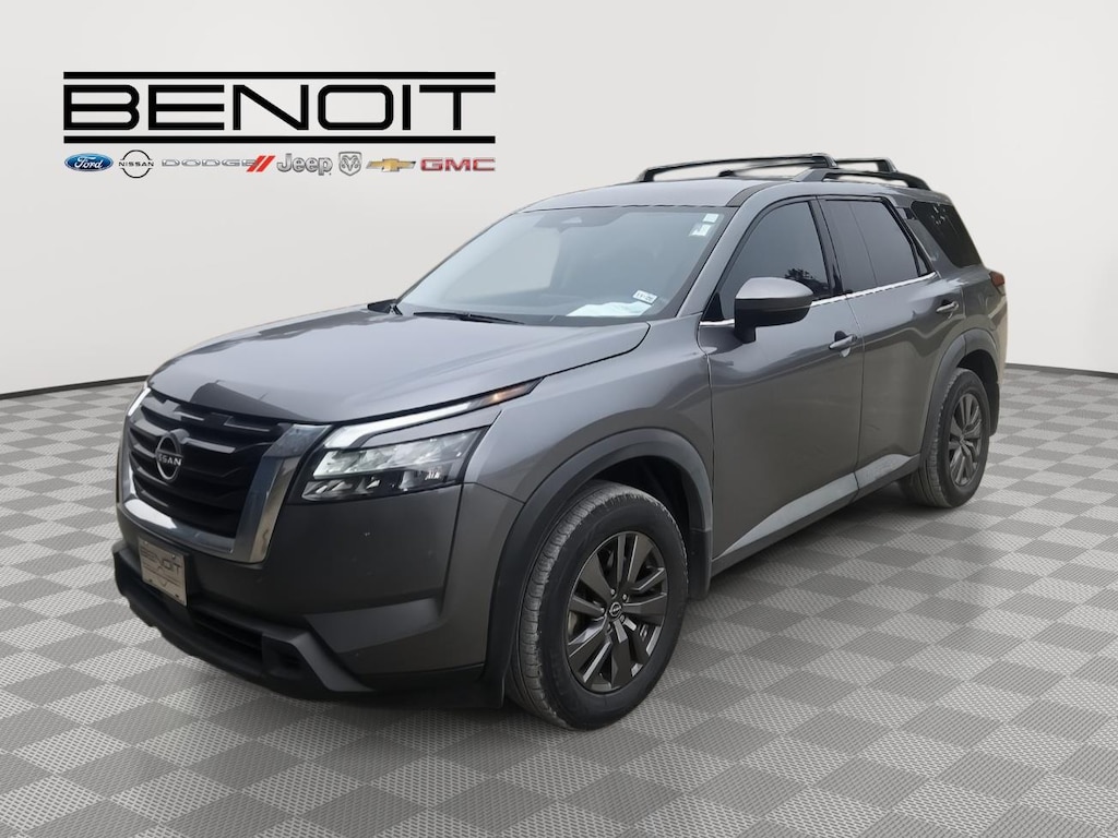Used 2024 Nissan Pathfinder SV SUV