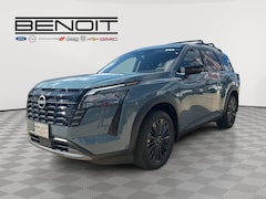 2026 Nissan Pathfinder SL SUV