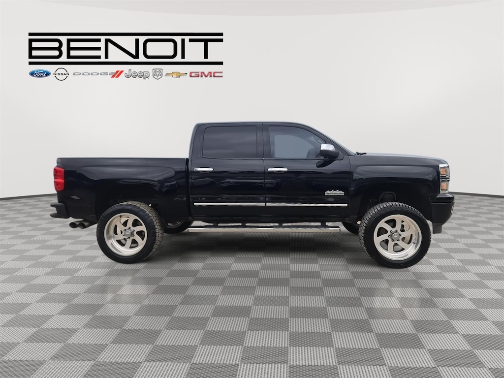 Used 2014 Chevrolet Silverado 1500 2WD Crew CAB 143.5 High