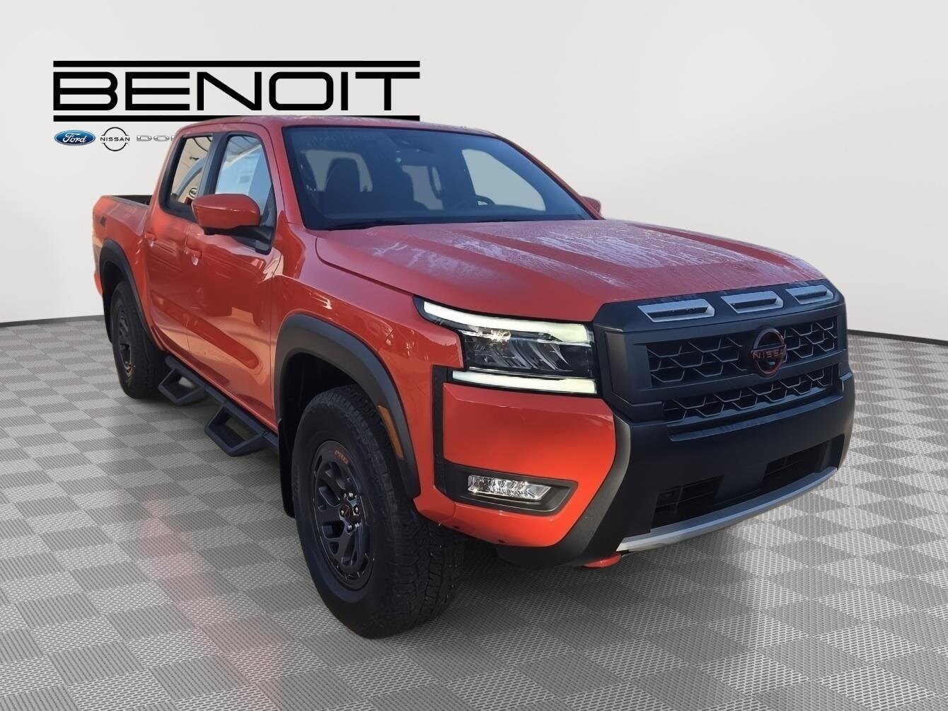 2025 Nissan Frontier Crew Cab PRO-4X photo 3