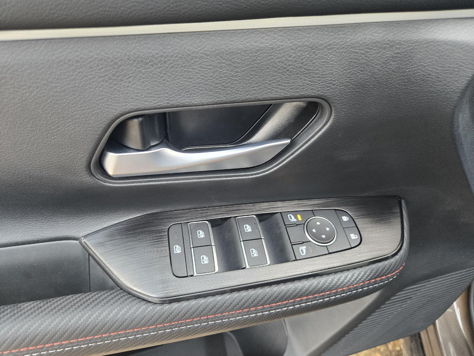 2026 Nissan KICKS SR AWD - Photo 13