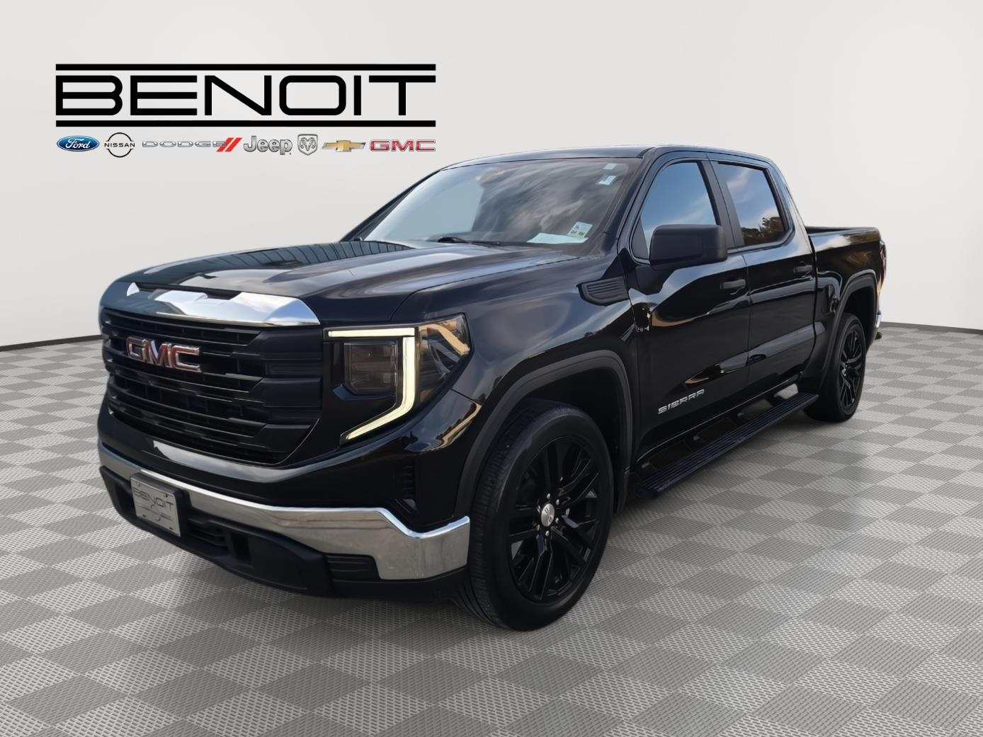 2023 GMC Sierra Base's photo
