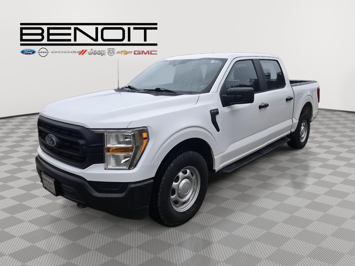 2021 Ford F-150 XL's photo