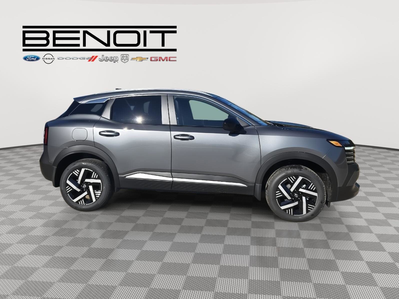 2026 Nissan Kicks SV photo 4