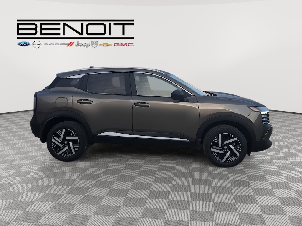 New 2026 Nissan Kicks SV SUV