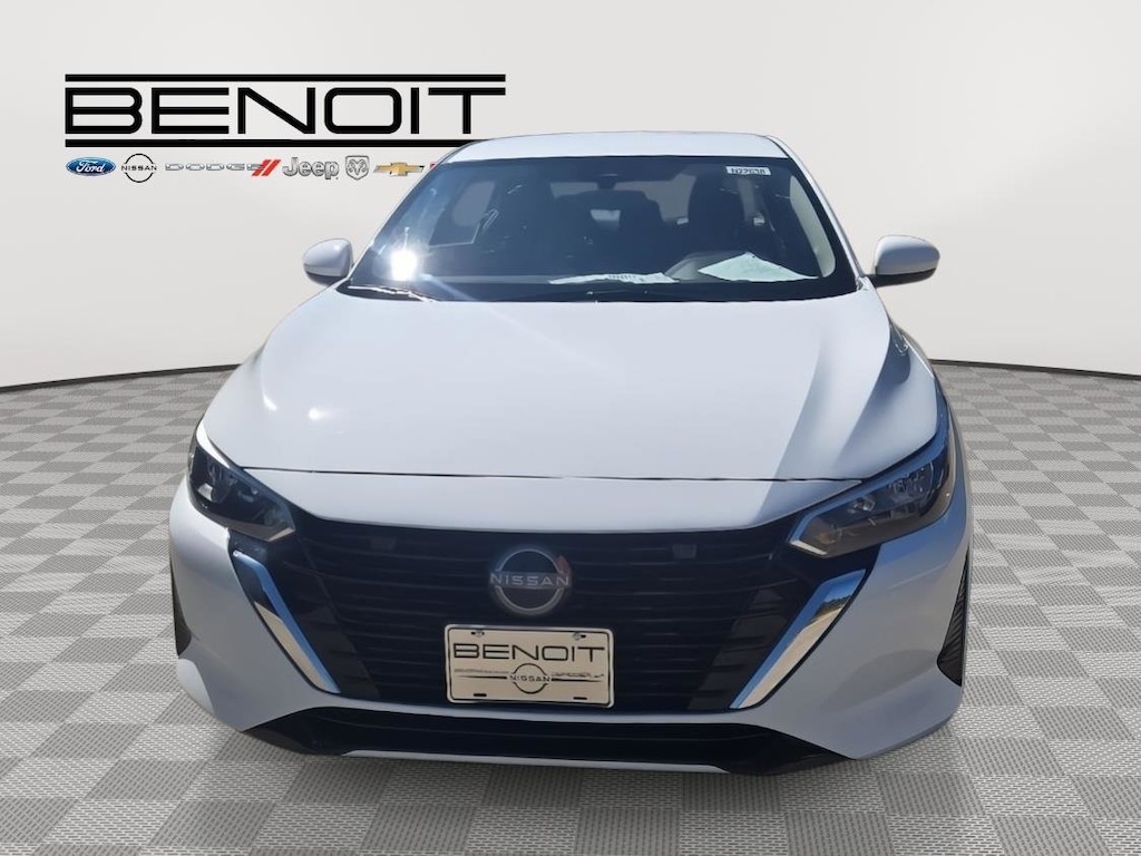 New 2025 Nissan Sentra SV Sedan