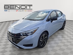 2025 Nissan Versa SR Sedan