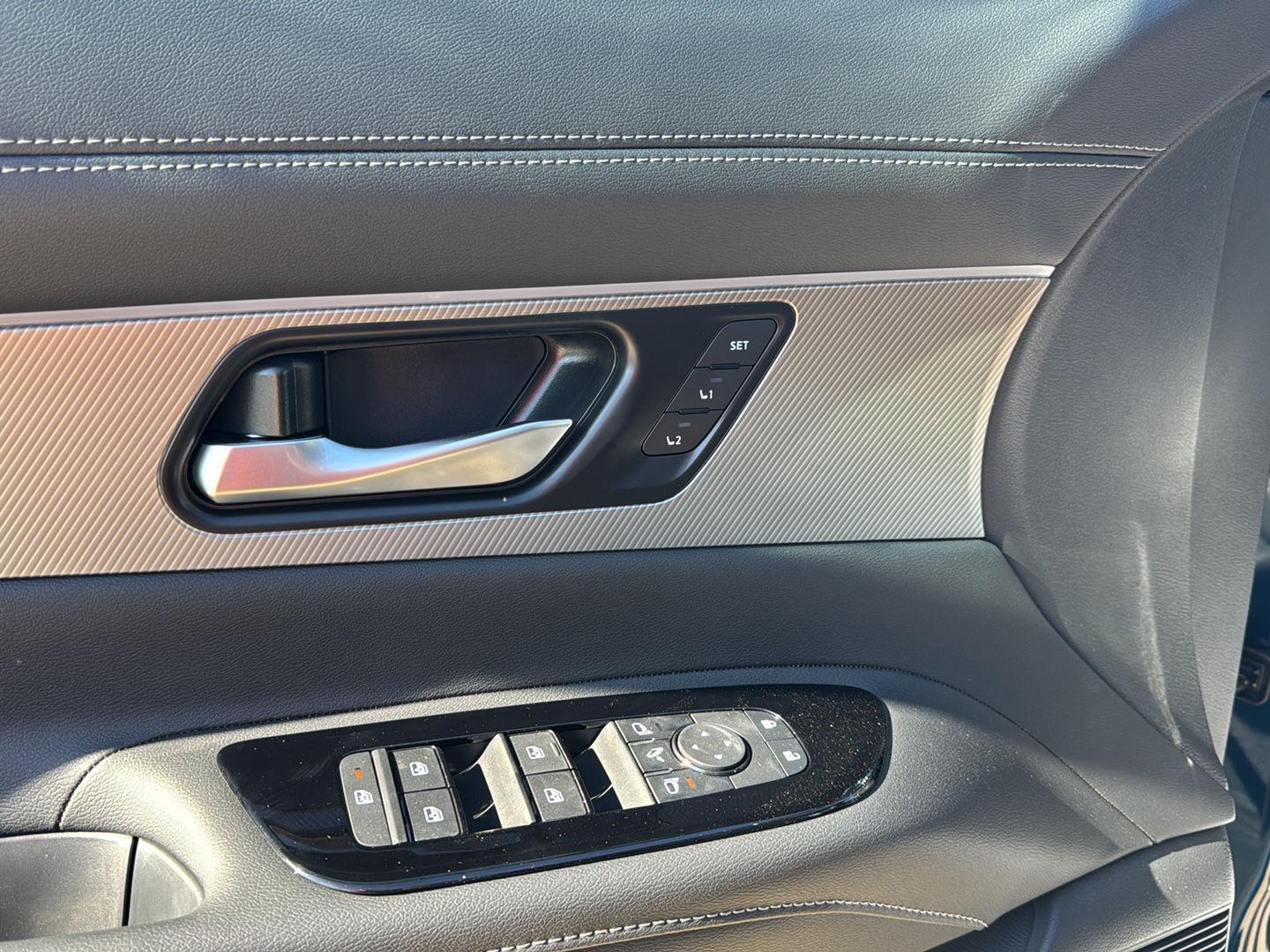 2026 Nissan Murano Platinum - Photo 9