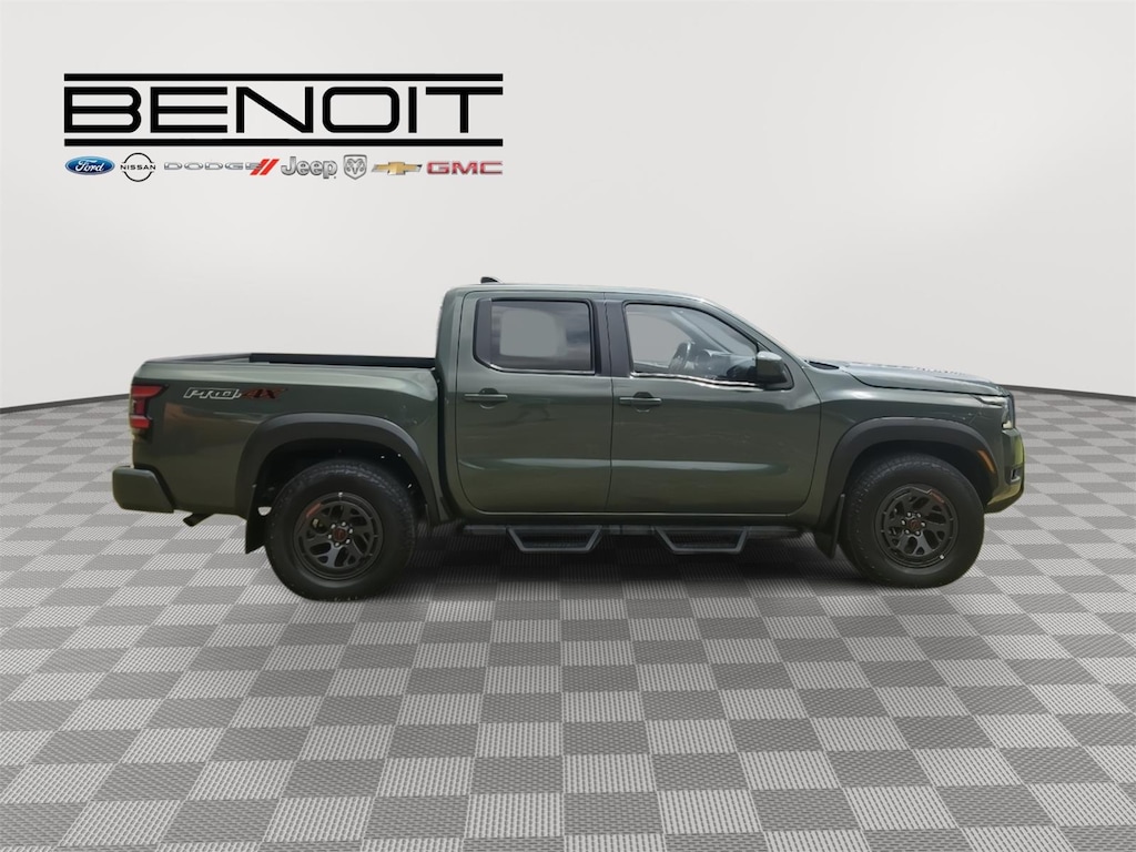 Used 2025 Nissan Frontier PRO-4X Truck