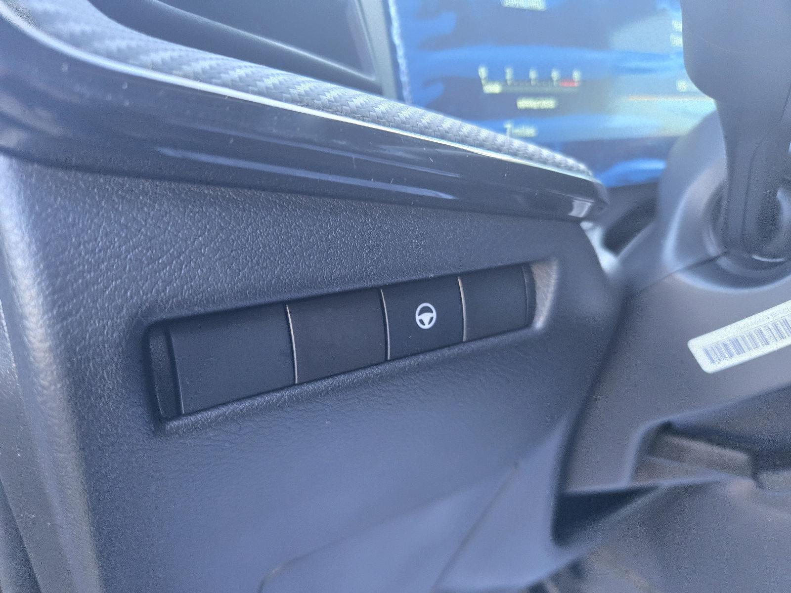 2026 Nissan KICKS SR AWD - Photo 12