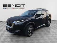 2025 Nissan Pathfinder Platinum SUV