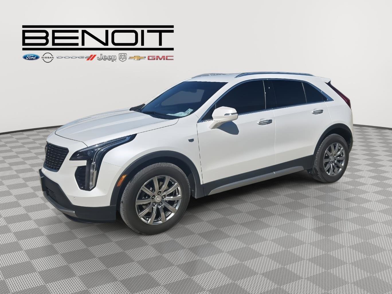 2022 Cadillac XT4 Premium Luxury