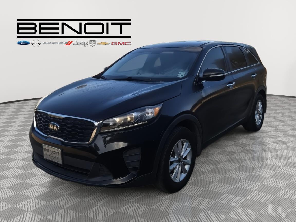 2020 Kia Sorento LX's photo