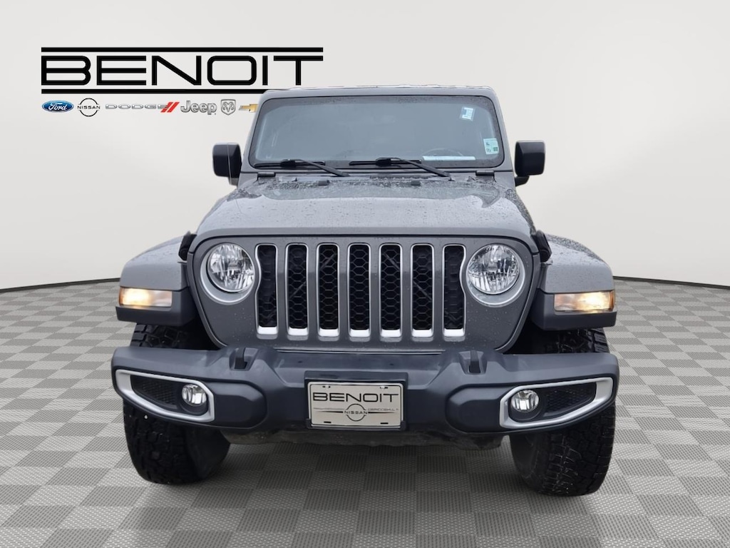 Used 2020 Jeep Gladiator Overland Truck