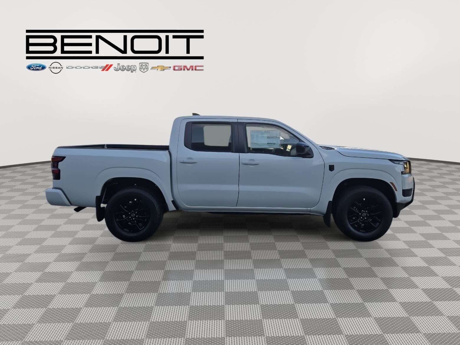 2026 Nissan Frontier Crew Cab SV photo 4