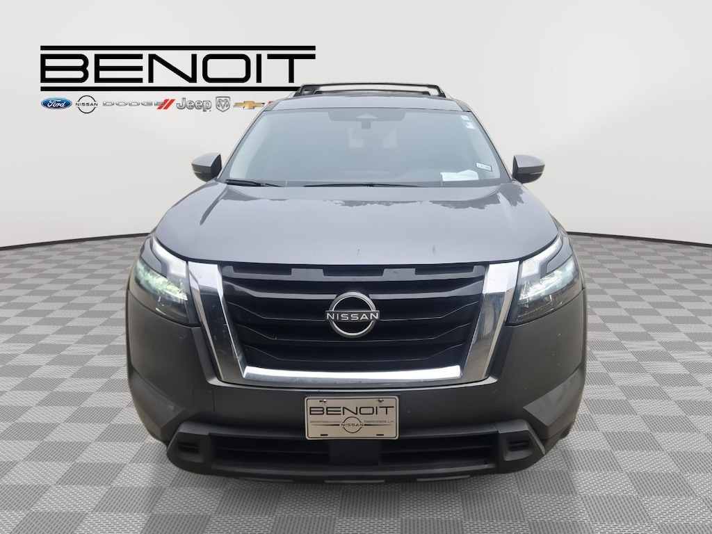Used 2024 Nissan Pathfinder SV SUV